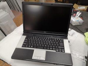 Fujitsu Siemens E742/F